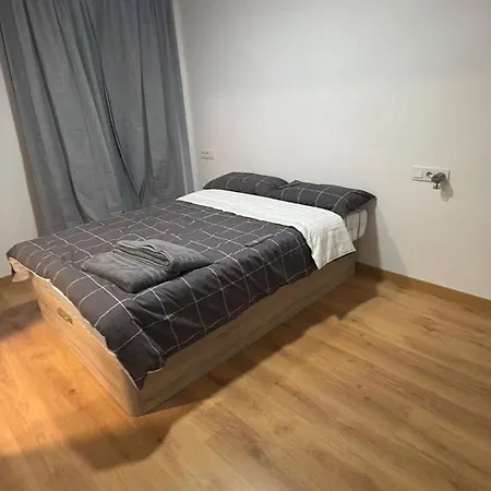 Latinhouse Baner Севилья